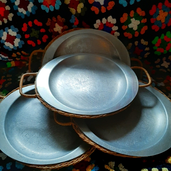 Vintage mcm ferralum aluminum plates with wicker